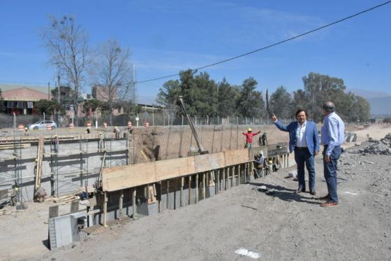 El gobernador Sáenz supervisó las obras de Circunvalación Noroeste.