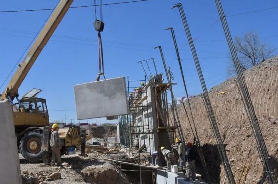 Obras eléctricas y viales, consorcio caminero, trenes