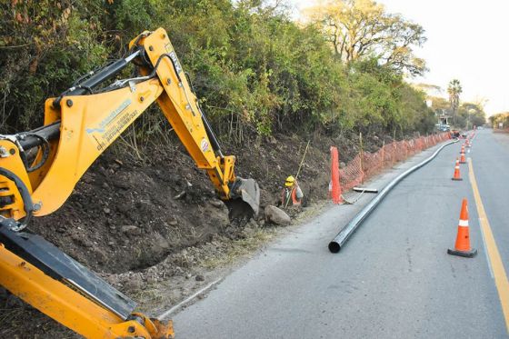 Construyen una nueva red distribuidora de agua en La Calderilla