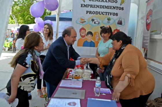 El ministro de Gobierno, Derechos Humanos y Justicia, Ricardo Villada, vistió el III Foro Provincial de Redes Comunitarias “Liderando el Cambio”.