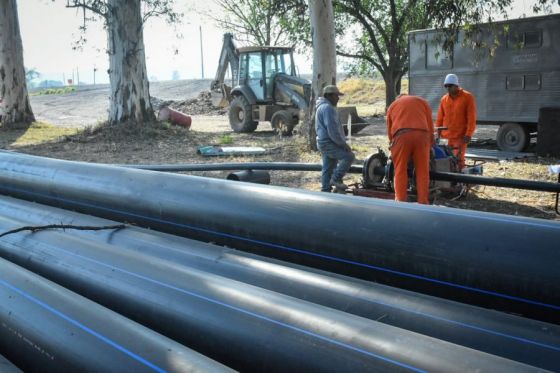 Realizan una obra para mejorar el servicio de agua potable en Cerrillos