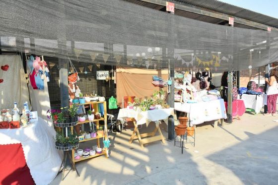 Exitosa Feria de Emprendedores en el Parque de la Familia