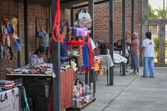 Exitosa Feria de Emprendedores en el Parque de la Familia