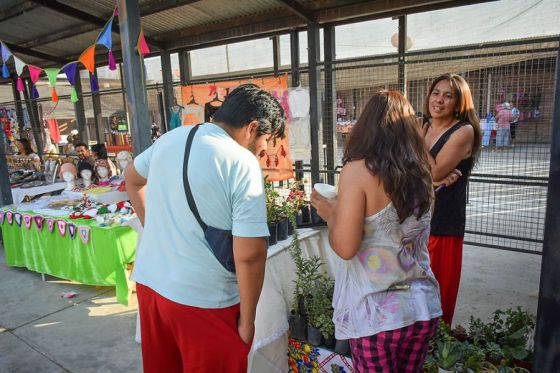 Exitosa Feria de Emprendedores en el Parque de la Familia