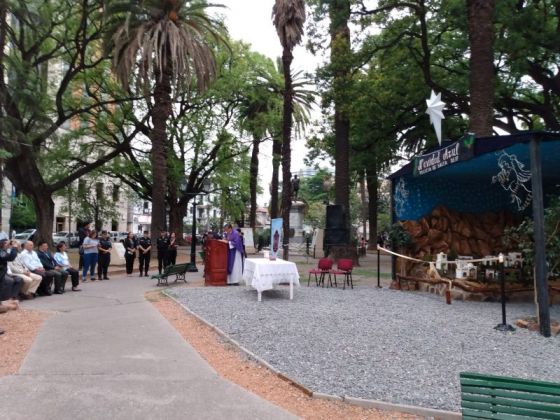 Inició la XLIII Edición de la “Navidad Azul” que realiza la Policía de Salta