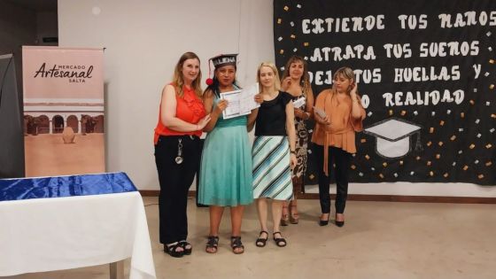 Estudiantes de la Escuela Castex egresaron y recibieron un certificado