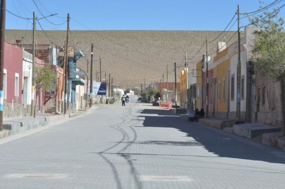 El Gobierno inauguró obras de pavimento articulado en calles céntricas de San Antonio de los Cobres