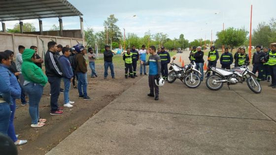 Motociclistas de El Carril y Rosario de la Frontera fueron capacitados en conducción segura