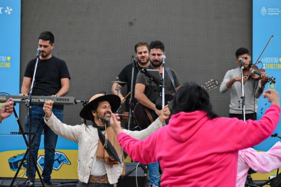 Salta continúa promocionando sus atractivos turísticos en la costa argentina