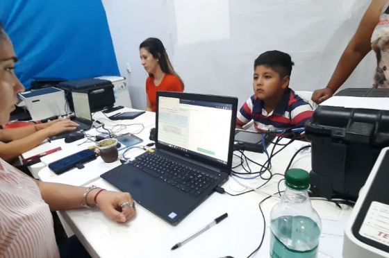 En el departamento de Anta se realiza un operativo de identificación