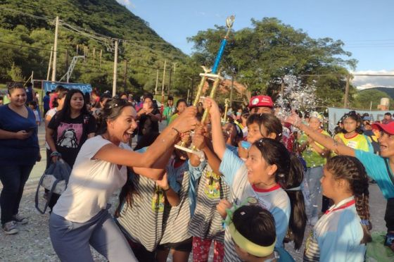 Campeones del torneo Cebollitas recibieron sus premios en la zona Este de la ciudad de Salta