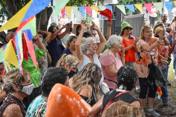 El Carnaval en el Mercado Artesanal.