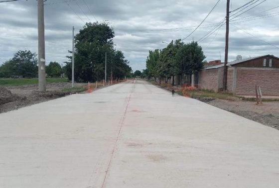 Realizan obra de pavimentación en el barrio San Rafael de San Lorenzo