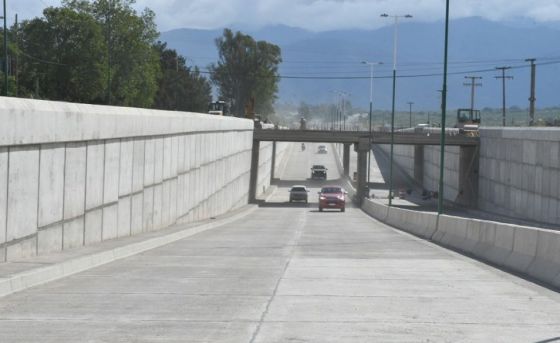 Está habilitado el tránsito por el bajo nivel sentido San Lorenzo-Salta