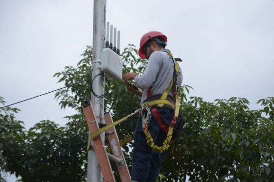 En dos meses, 180 plazas salteñas estarían conectadas al Wi-Fi libre y gratuito