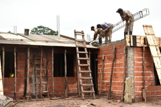 Avanzan a buen ritmo de obra 157 casas en Metán