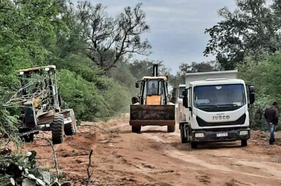 En Pichanal se hicieron tareas de reparación y mantenimiento de 56 kilómetros de caminos rurales