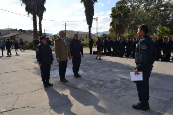 El Ministro de Seguridad y Justicia presenció entrenamientos con canes adiestrados para operativos policiales