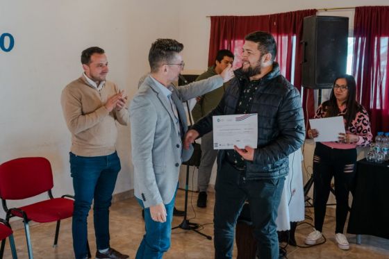 Animaná: La UPATecO entregó certificados de los cursos de gastronomía y anfitrión local