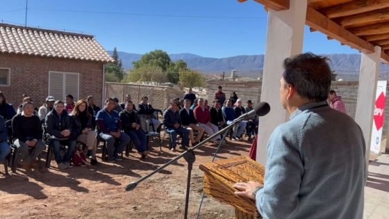 Nueva ambulancia y viviendas para médicos en el hospital de Cachi