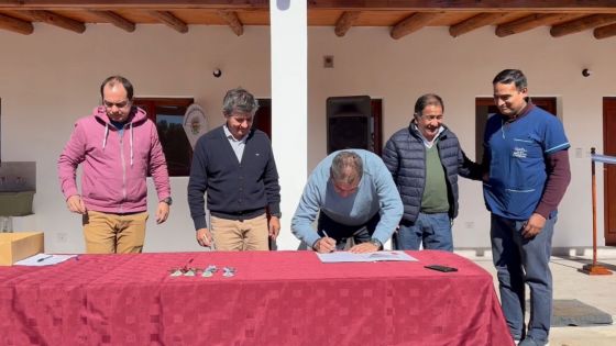 Nueva ambulancia y viviendas para médicos en el hospital de Cachi