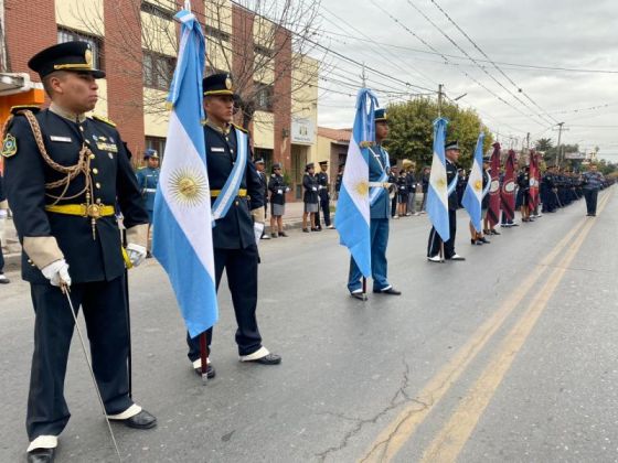 Cadetes y Aspirantes de la Policía y del Servicio Penitenciario juraron fidelidad a la Bandera Nacional