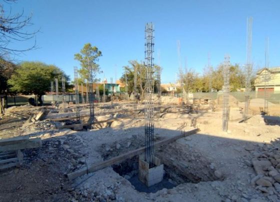 Inició la construcción de un nuevo edificio para el centro de salud de barrio Miguel Ortiz