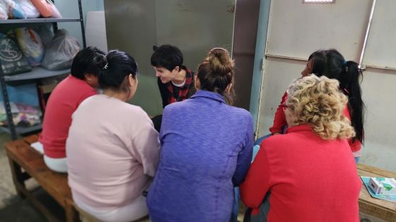 Mujeres en contextos de encierro recibieron insumos en el marco de los derechos de salud y cuidado personal