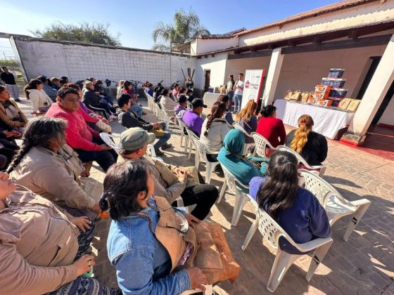 Entrega de herramientas en la Casona de la Paz