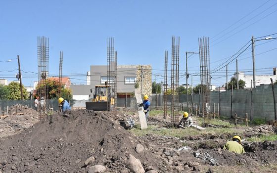 El IPV construye departamentos y dúplex en los barrios El Huaico y Pereyra Rozas