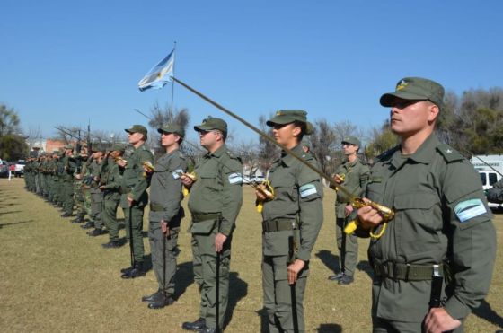 El ministro Villada participó de un nuevo aniversario de la creación de Gendarmería Nacional