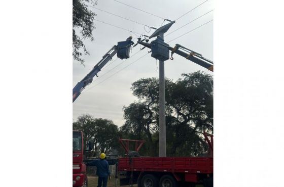 Finalizó la obra de la construcción de la red de energía eléctrica para el Área Industrial de Metán