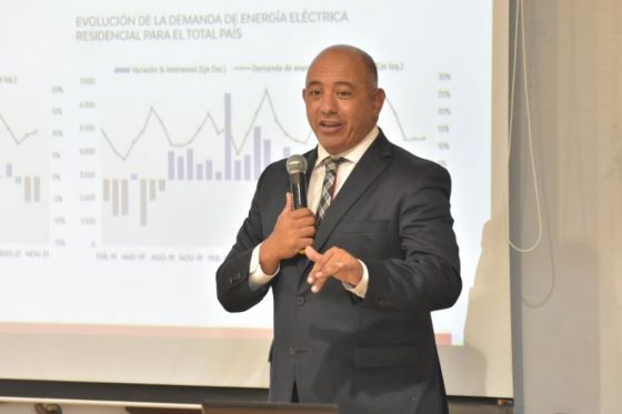 Gobierno y UNSa presentaron el Monitor Económico de la Provincia