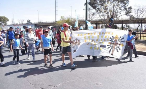 Niños y niñas de los Cuerpos Infantiles de Policía peregrinaron hacia la Catedral