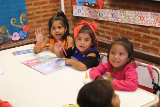 Cánepa recorre escuelas de Anta y dialoga con docentes y directivos de la zona