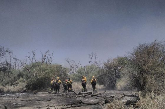 Continúan las tareas de control del fuego en Cafayate