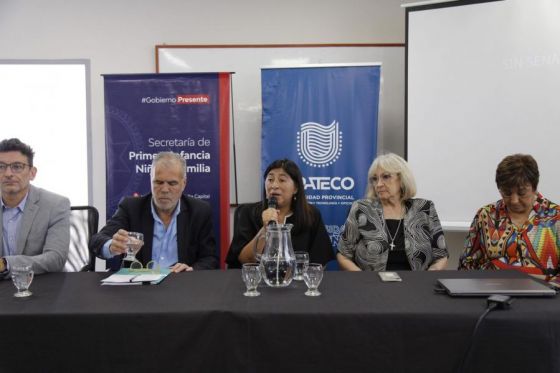 Inició el ciclo de formación para educadores y educadoras de los espacios de primera infancia de la provincia