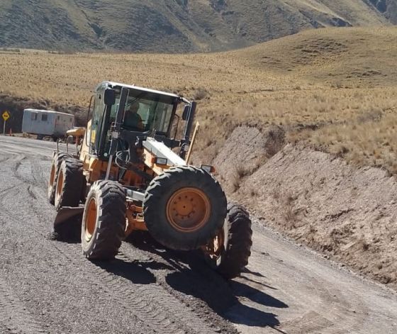 Trabajos de mantenimiento en la ruta provincial 23.