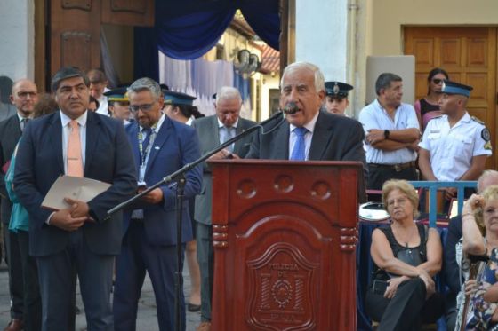 El ministro Domínguez participó del acto por el 202° aniversario de creación de la Policía Federal Argentina