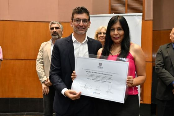 Ceremonia de entrega de títulos a egresados de la Universidad Provincial de la Administración Tecnología y Oficios, UpaTecO.