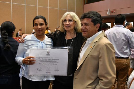 Ceremonia de entrega de títulos a egresados de la Universidad Provincial de la Administración Tecnología y Oficios, UpaTecO.