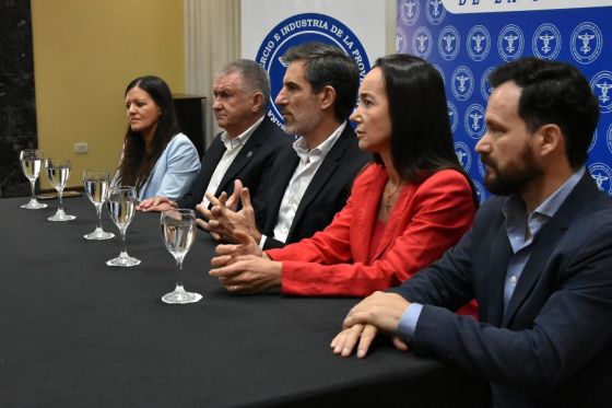 Gobierno y Cámara de Comercio lanzaron la promoción  “Un Diciembre a Toda Fiesta” 