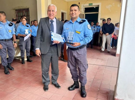 El Servicio Penitenciario entregó el premio Torre de Oro al personal destacado del 2023