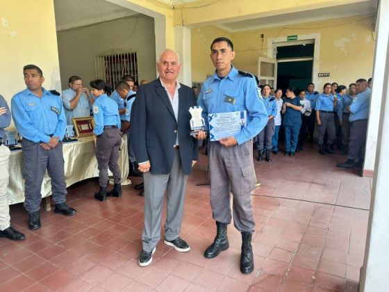 El Servicio Penitenciario entregó el premio Torre de Oro al personal destacado del 2023