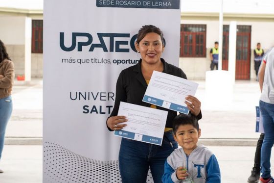 Rosario de Lerma: Se entregaron certificados de los cursos universitarios de la UPATecO