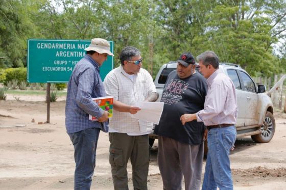 El ministro Mimessi recorrió las obras de contención de ríos en Santa Victoria Este