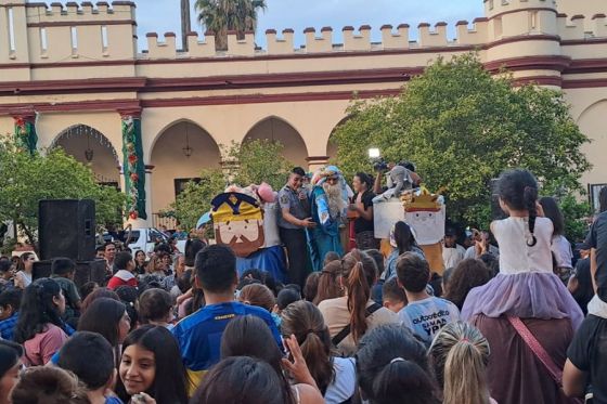 Más de mil niños y niñas celebraron la llegada de los Reyes Magos