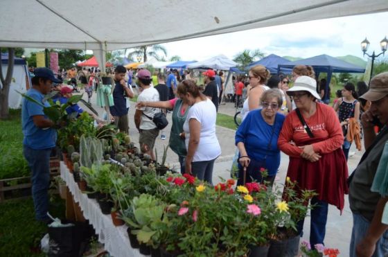 Feria de Emprendedores realizada en el parque Bicentenario