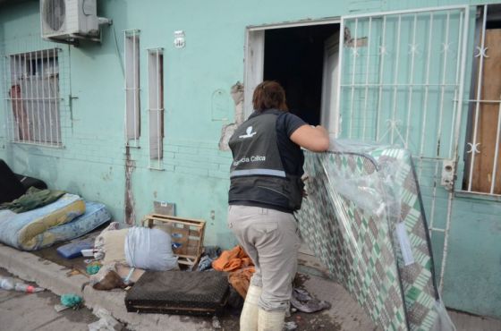 Trabajo conjunto entre Provincia y el municipio capitalino para asistir a vecinos afectados por la tormenta