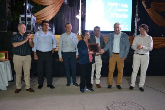 El ministro Domínguez participó del acto por el aniversario de creación del municipio de El Bordo